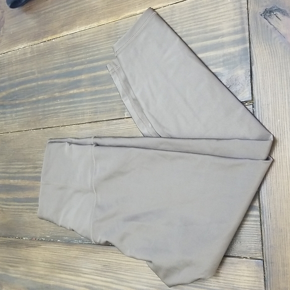 Athleta Elation Shine Tight Leggings - Picture 4 of 7